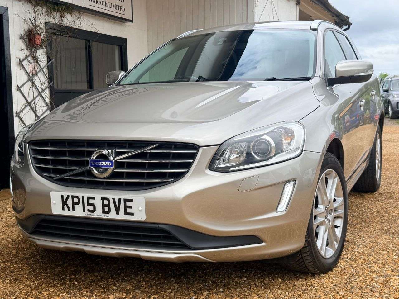 2015 VOLVO XC60 2015 VOLVO XC60