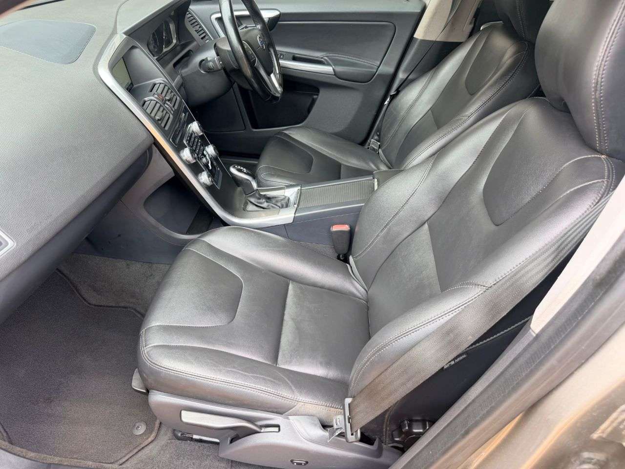 2015 VOLVO XC60 2015 VOLVO XC60