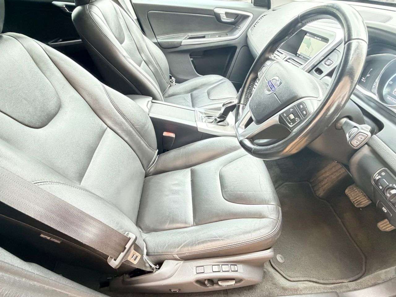 2015 VOLVO XC60 2015 VOLVO XC60