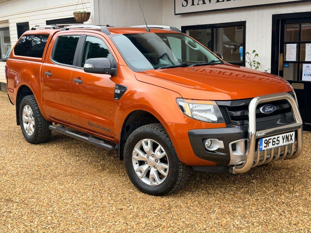 A 2015 FORD RANGER 3.2 TDCi Wildtrak Pickup Double Cab 4dr Diesel Manual 4WD Euro 5 (s/s) (200 A 2015 FORD RANGER 3.2 TDCi Wildtrak Pickup Double Cab 4dr Diesel Manual 4WD Euro 5 (s/s) (200