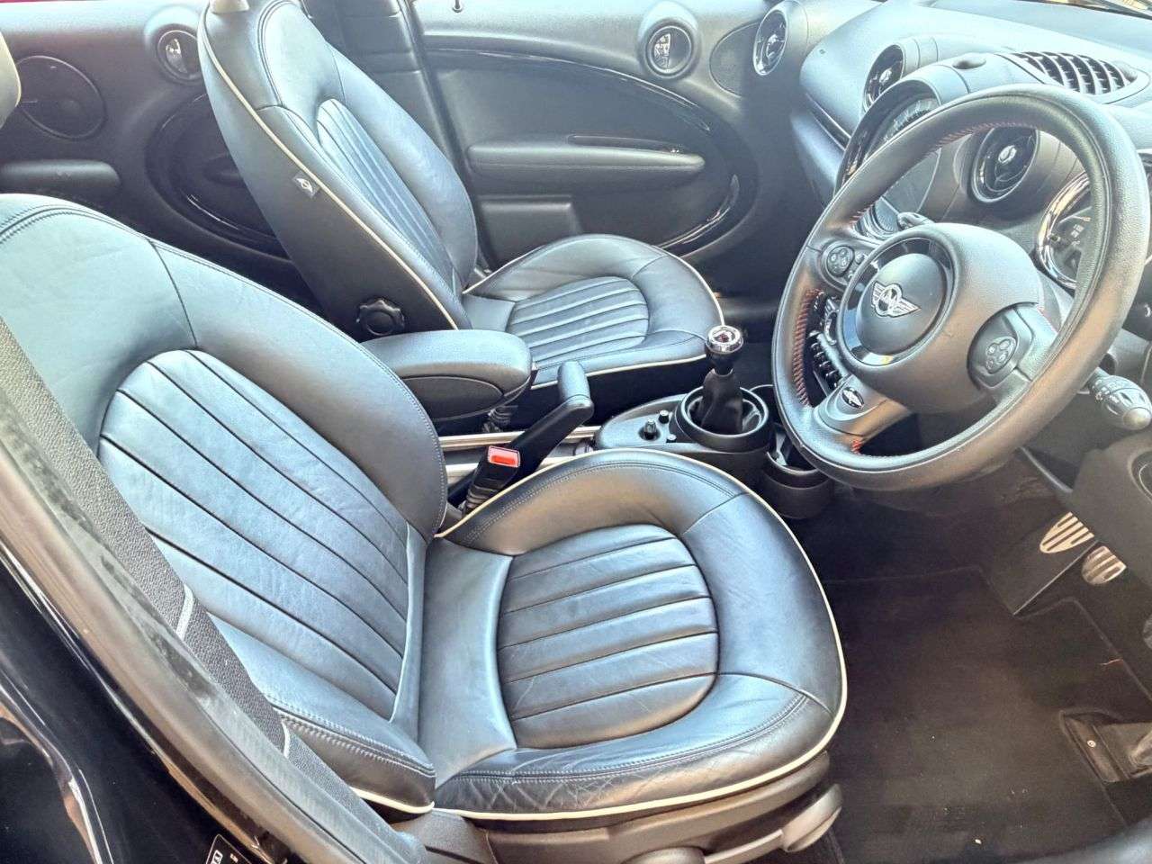 2016 MINI COUNTRYMAN 2016 MINI COUNTRYMAN