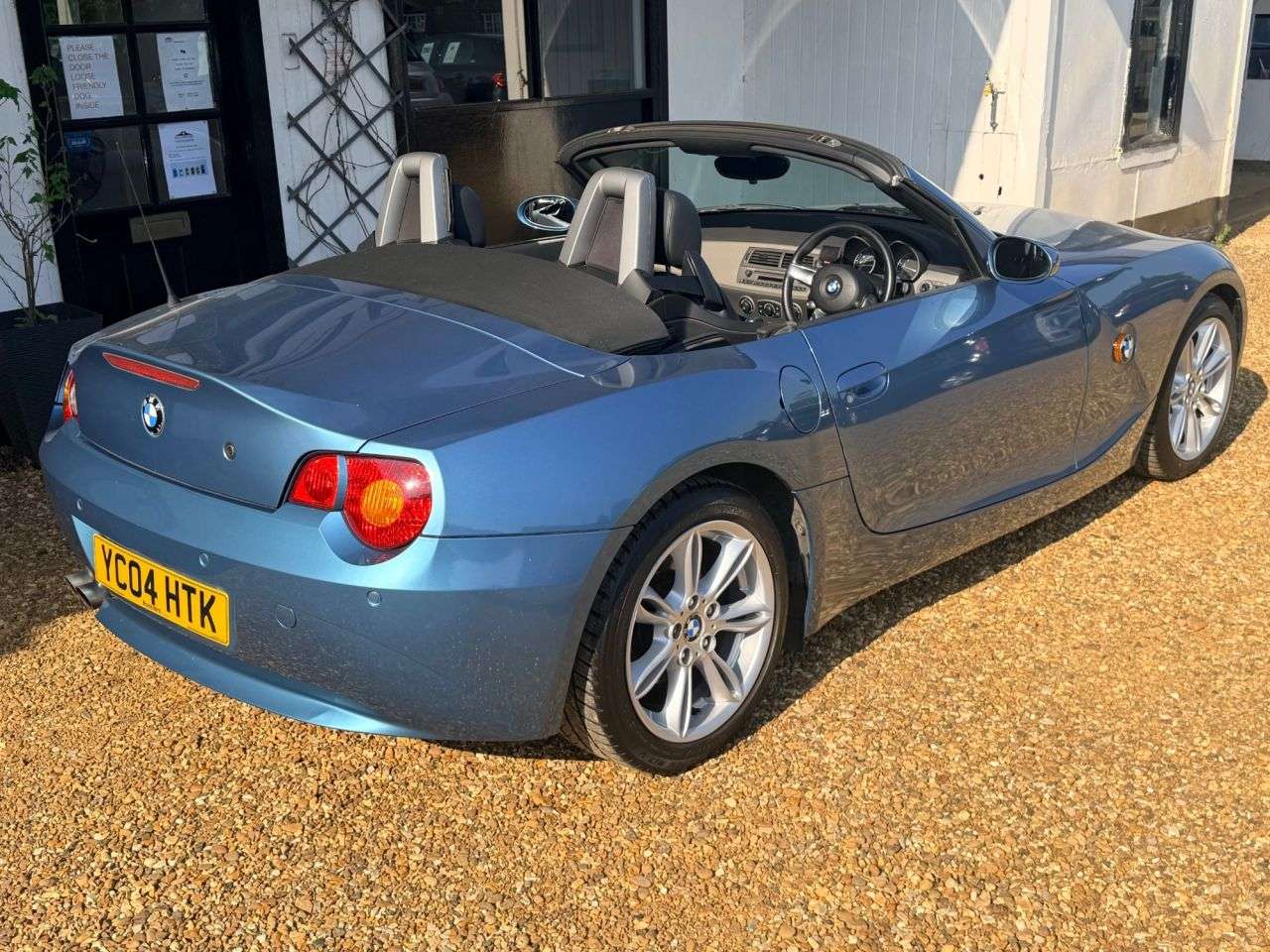 2004 BMW Z4 2004 BMW Z4