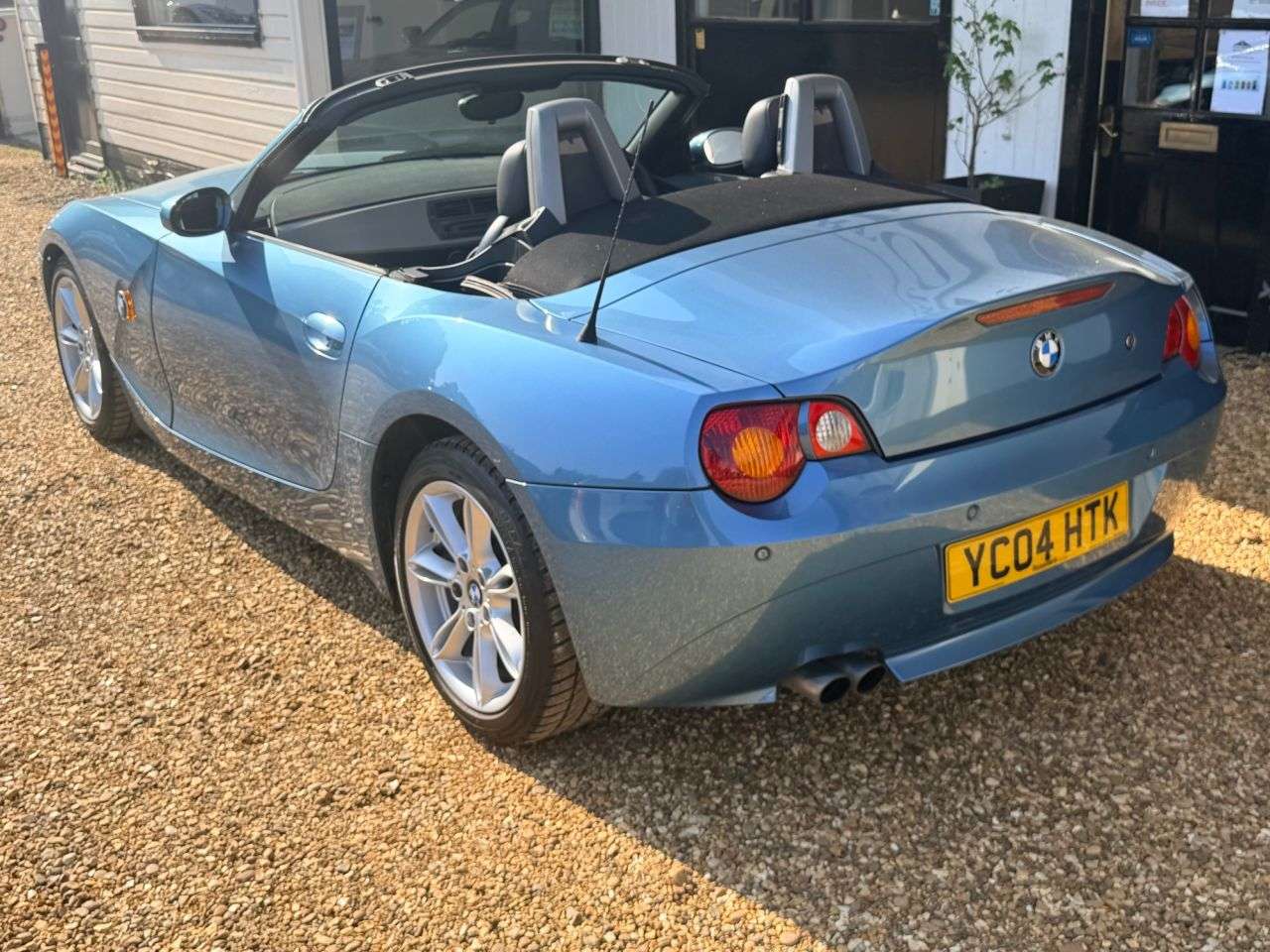 2004 BMW Z4 2004 BMW Z4