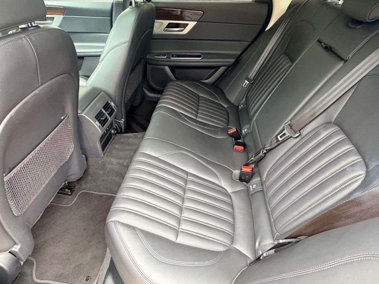 2017 JAGUAR XF 2017 JAGUAR XF