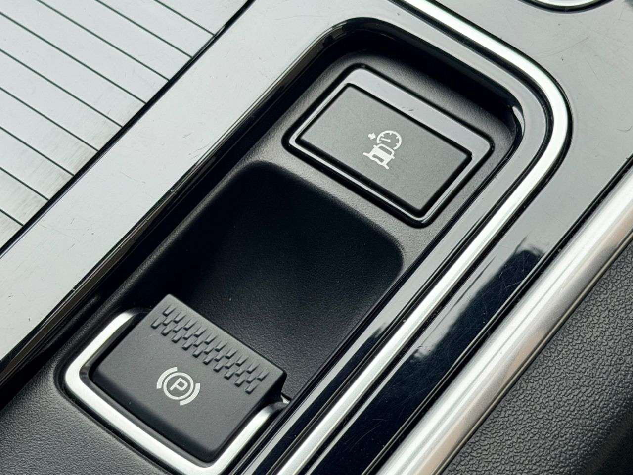 2017 JAGUAR XF 2017 JAGUAR XF