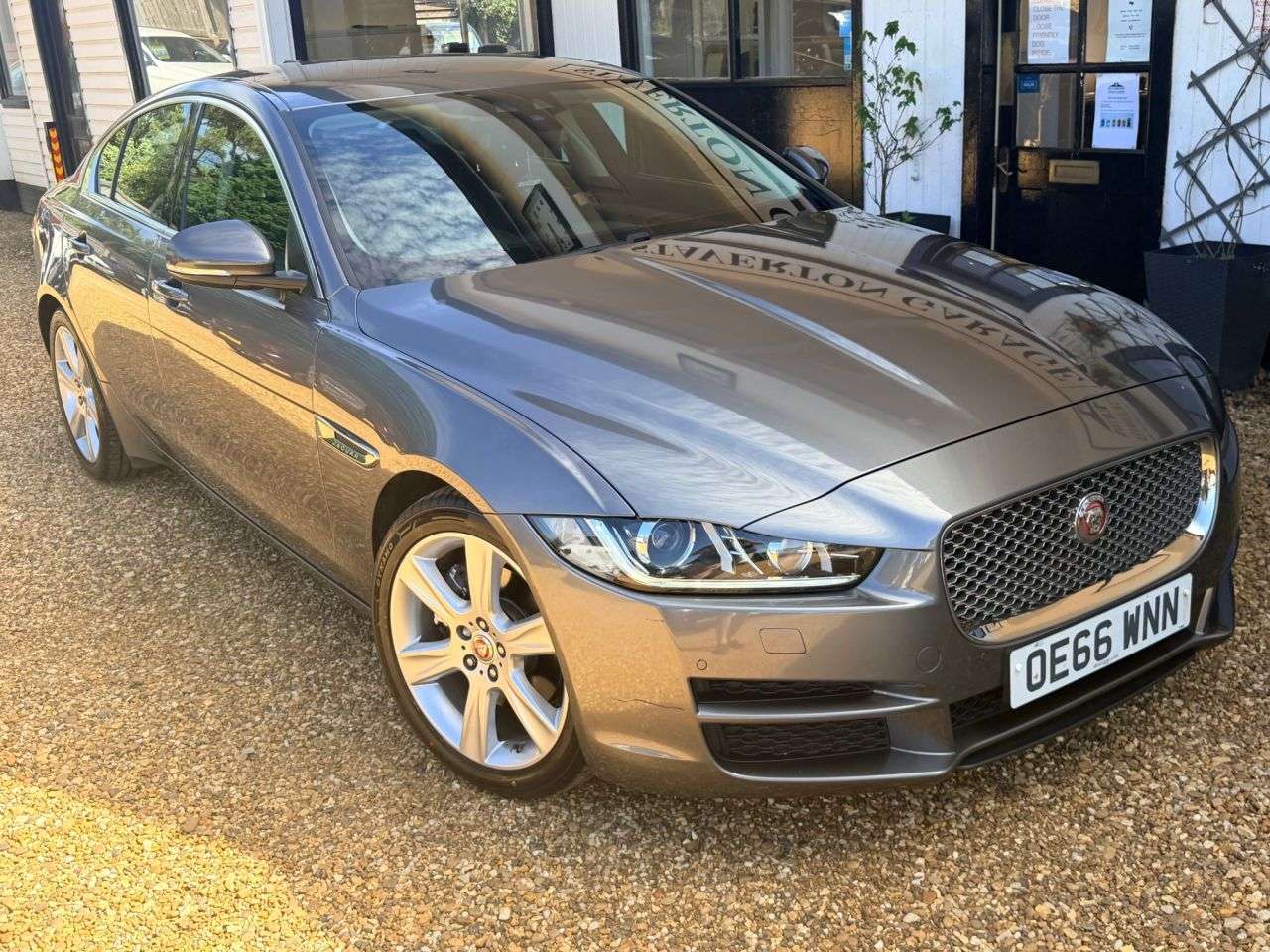 A 2017 JAGUAR XE 2.0d Portfolio Saloon 4dr Diesel Auto Euro 6 (s/s) (180 ps) A 2017 JAGUAR XE 2.0d Portfolio Saloon 4dr Diesel Auto Euro 6 (s/s) (180 ps)