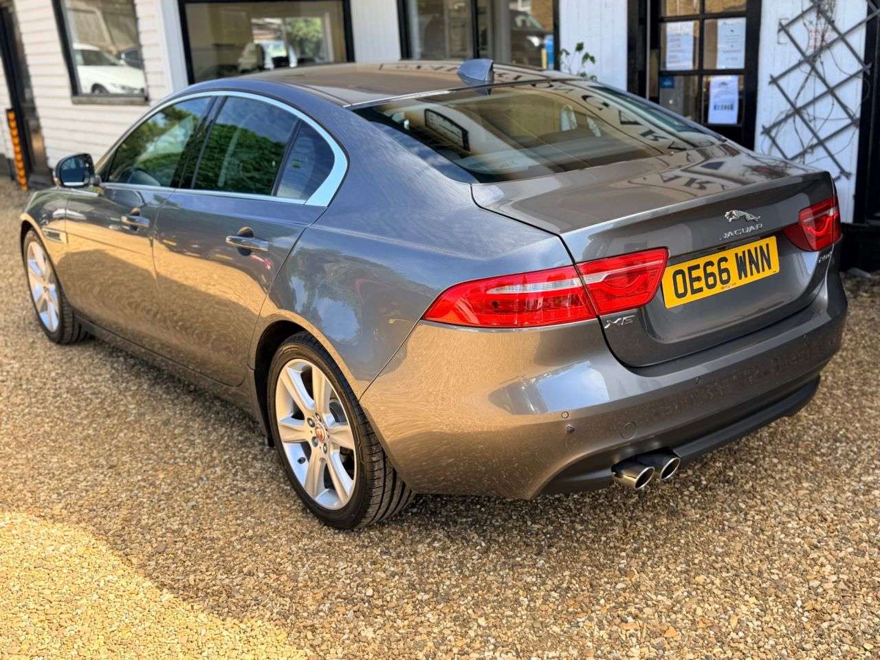 2017 JAGUAR XE 2017 JAGUAR XE