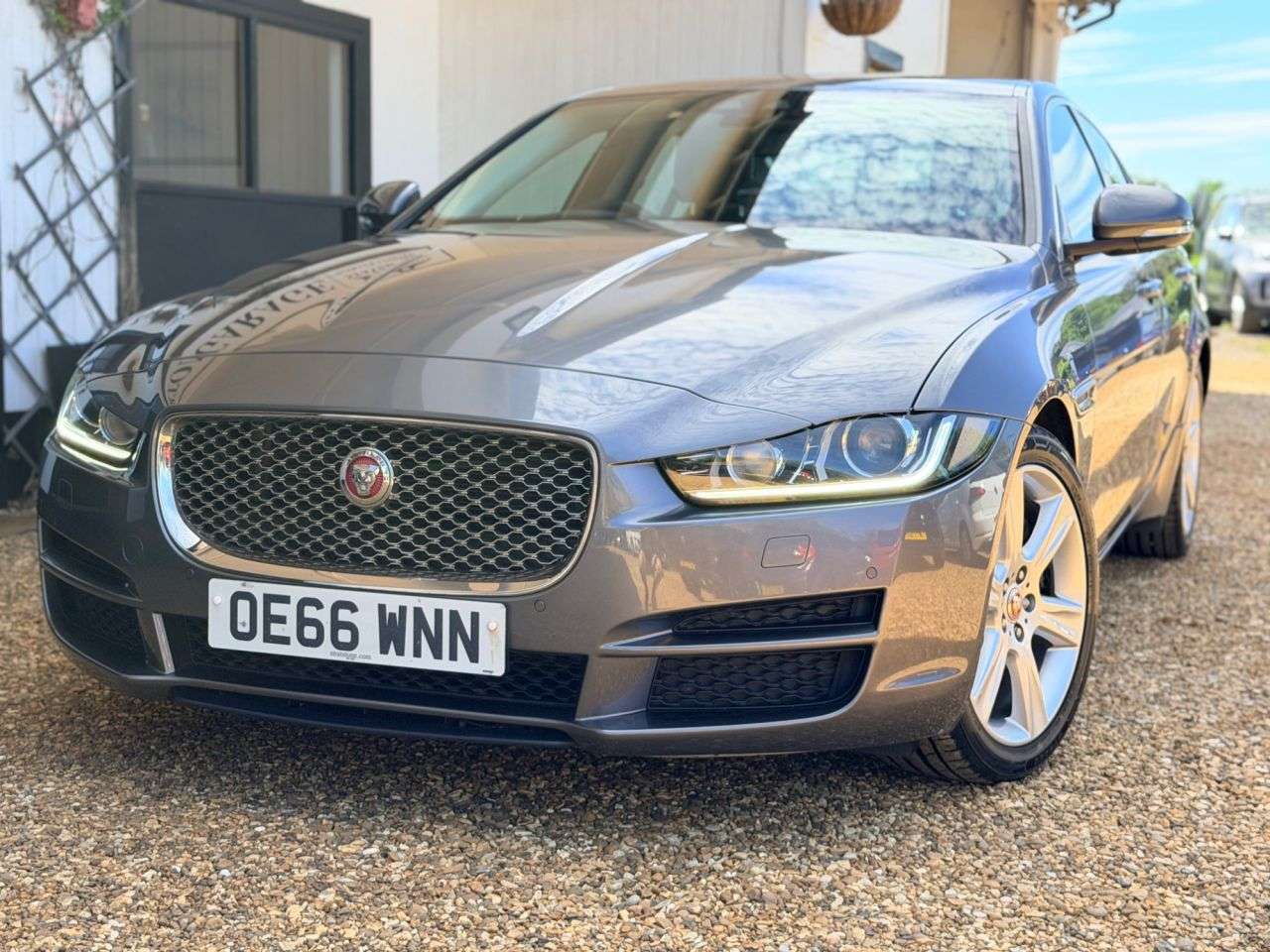2017 JAGUAR XE 2017 JAGUAR XE