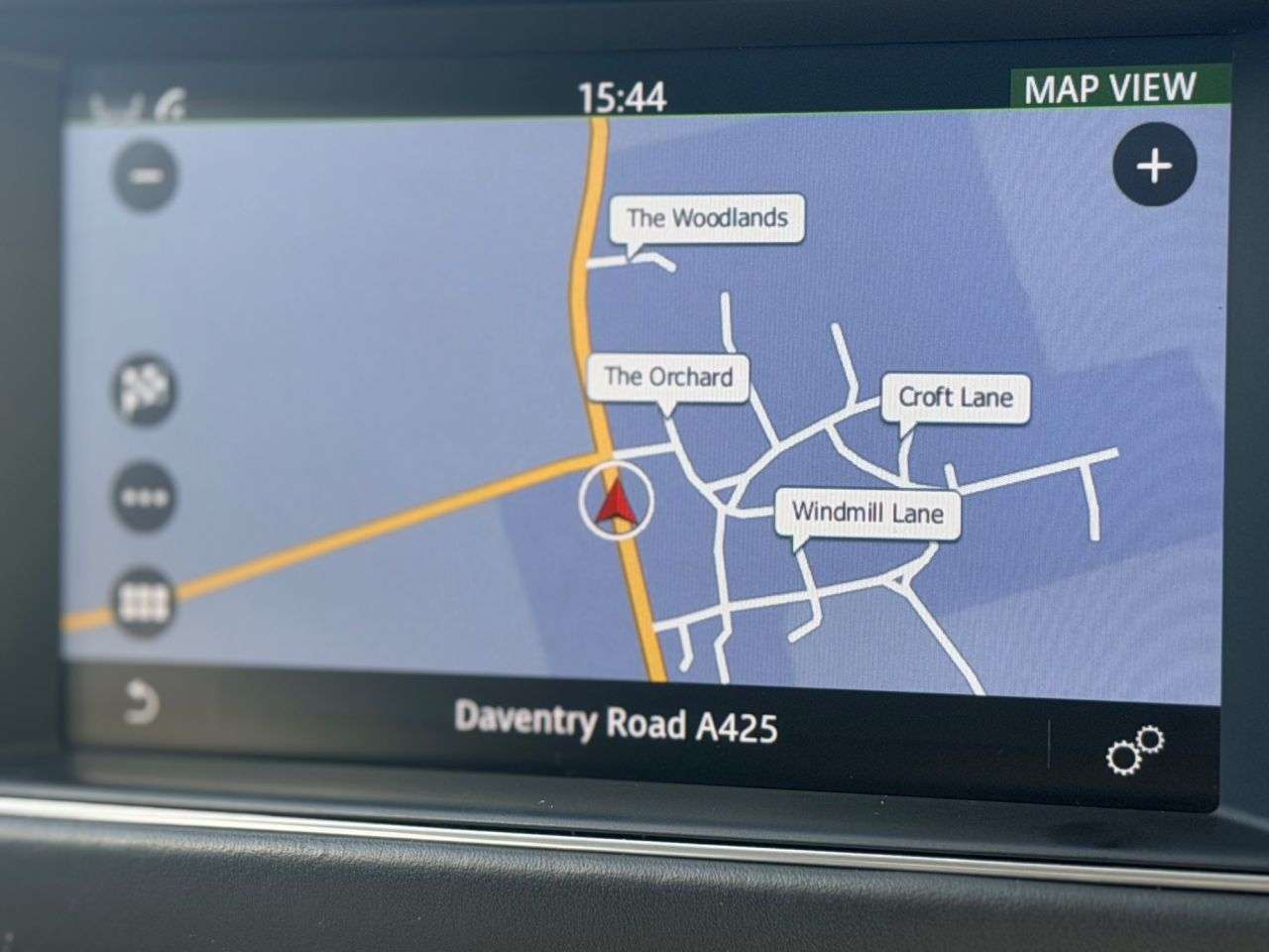 2017 JAGUAR XE 2017 JAGUAR XE