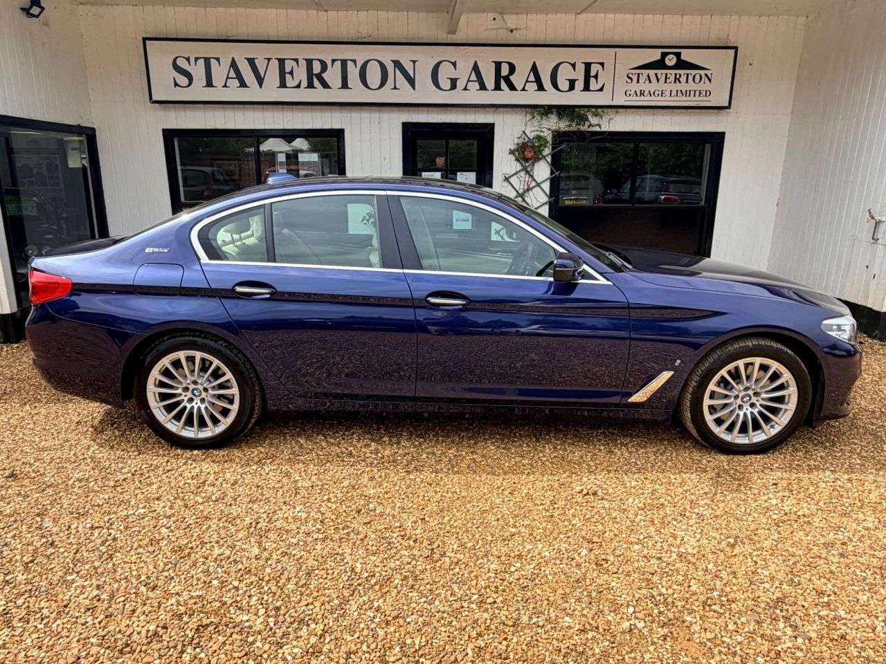 2018 BMW 5 SERIES 2018 BMW 5 SERIES