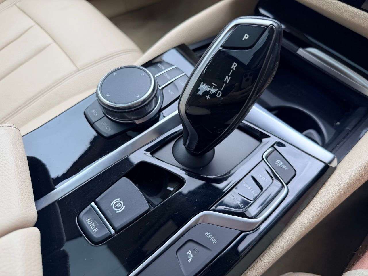2018 BMW 5 SERIES 2018 BMW 5 SERIES