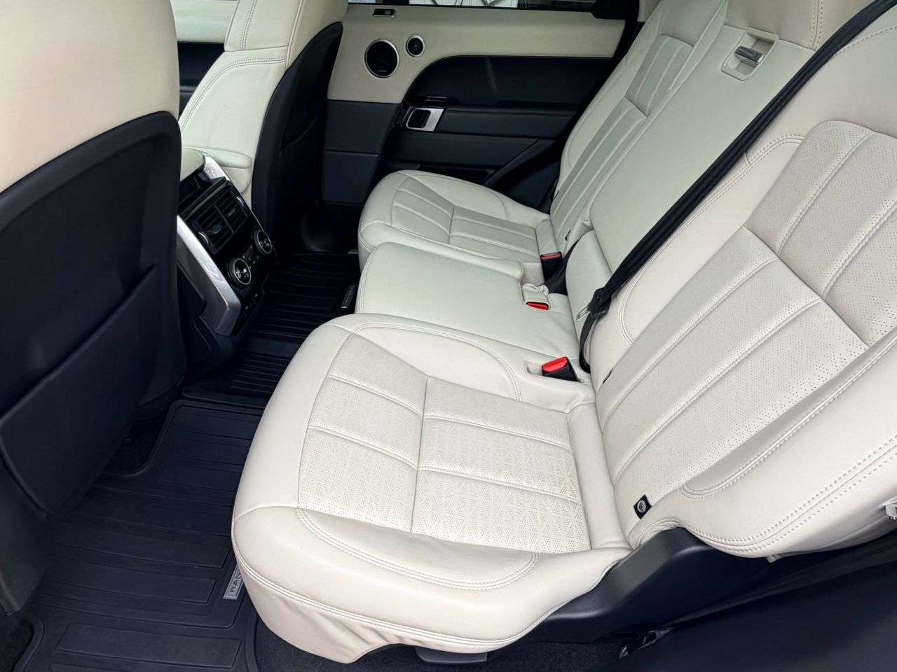 2020 LAND ROVER RANGE ROVER SPORT 2020 LAND ROVER RANGE ROVER SPORT