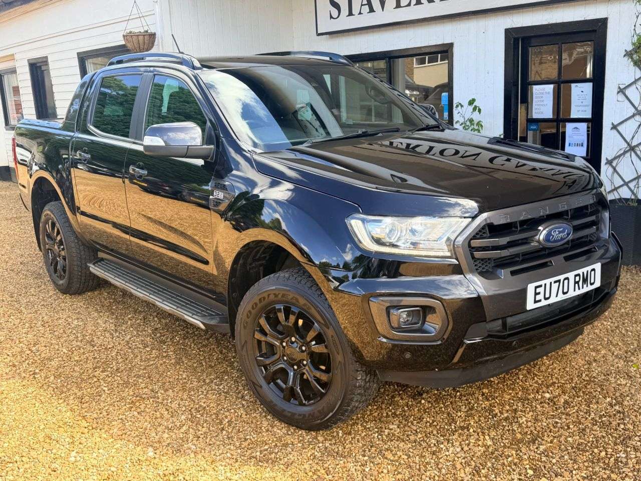 A 2020 FORD RANGER 3.2 TDCi Wildtrak Pickup Double Cab 4dr Diesel Auto 4WD Euro 6 (s/s) (200 p A 2020 FORD RANGER 3.2 TDCi Wildtrak Pickup Double Cab 4dr Diesel Auto 4WD Euro 6 (s/s) (200 p
