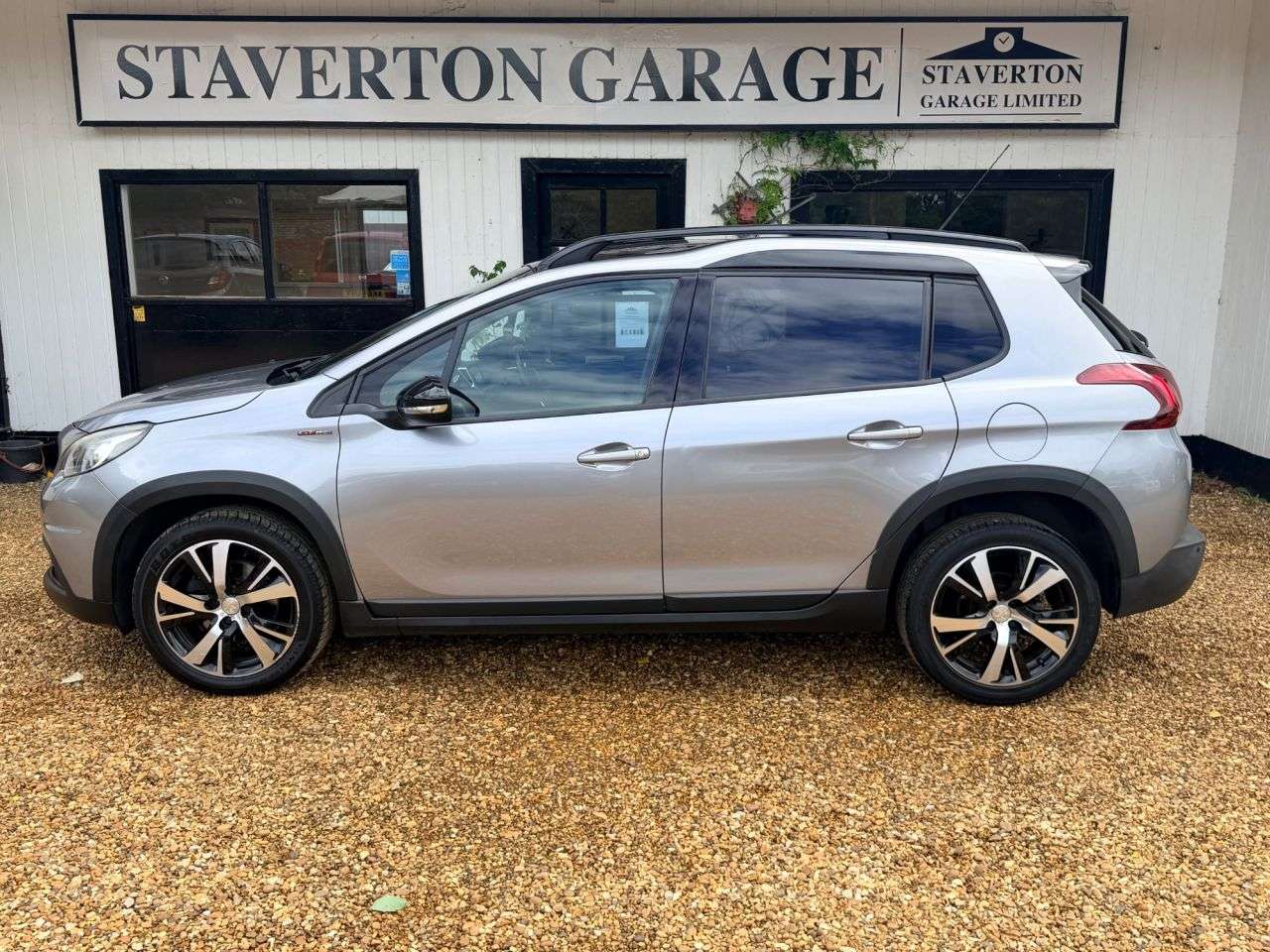 2017 PEUGEOT 2008 2017 PEUGEOT 2008