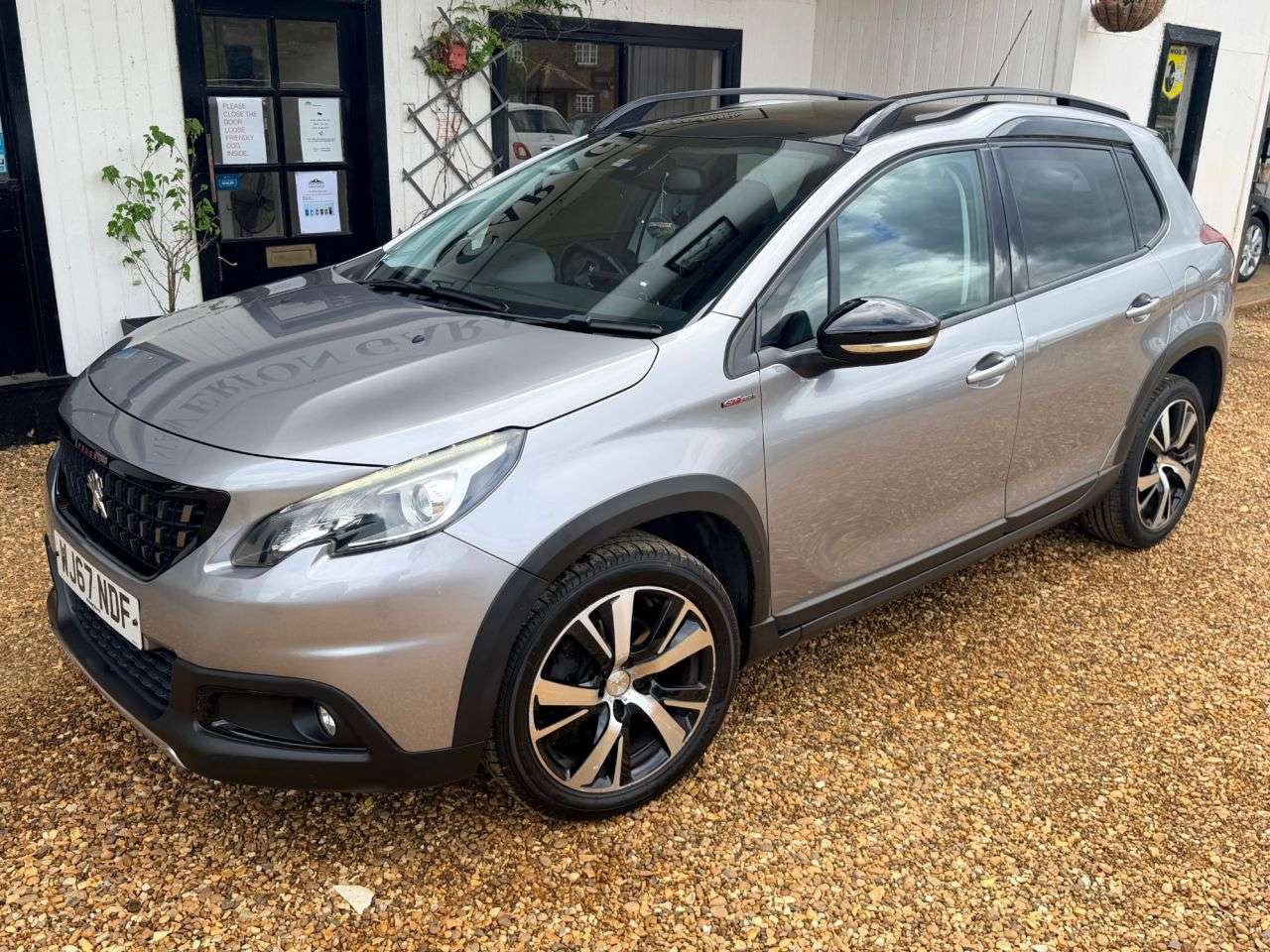 2017 PEUGEOT 2008 2017 PEUGEOT 2008