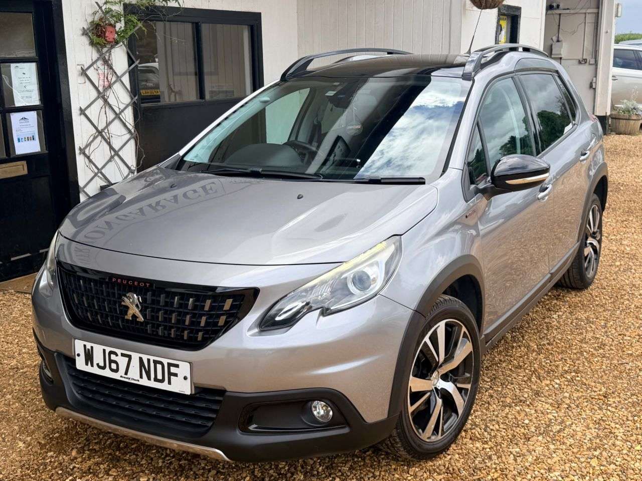 2017 PEUGEOT 2008 2017 PEUGEOT 2008