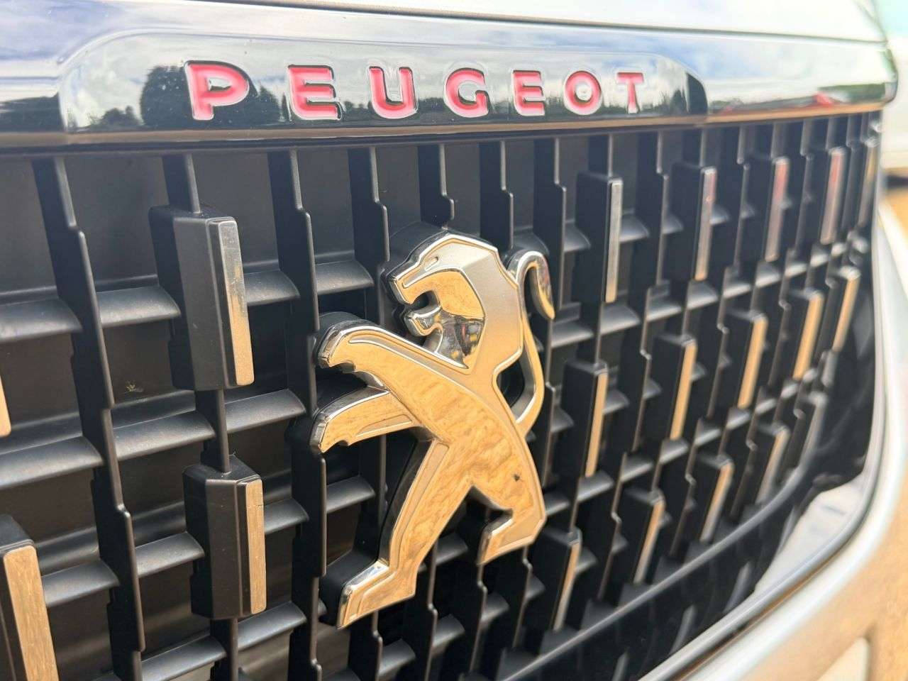 2017 PEUGEOT 2008 2017 PEUGEOT 2008