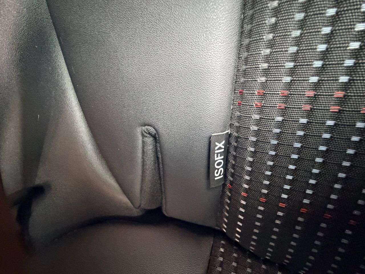 2017 PEUGEOT 2008 2017 PEUGEOT 2008