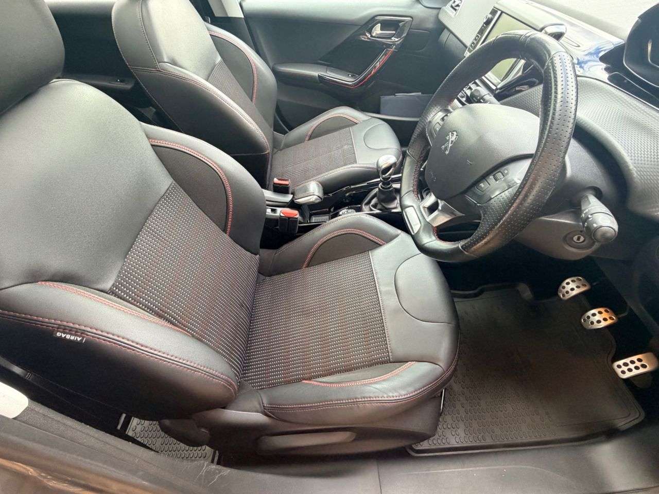 2017 PEUGEOT 2008 2017 PEUGEOT 2008