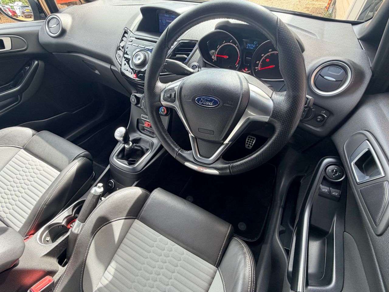 2013 FORD FIESTA 2013 FORD FIESTA
