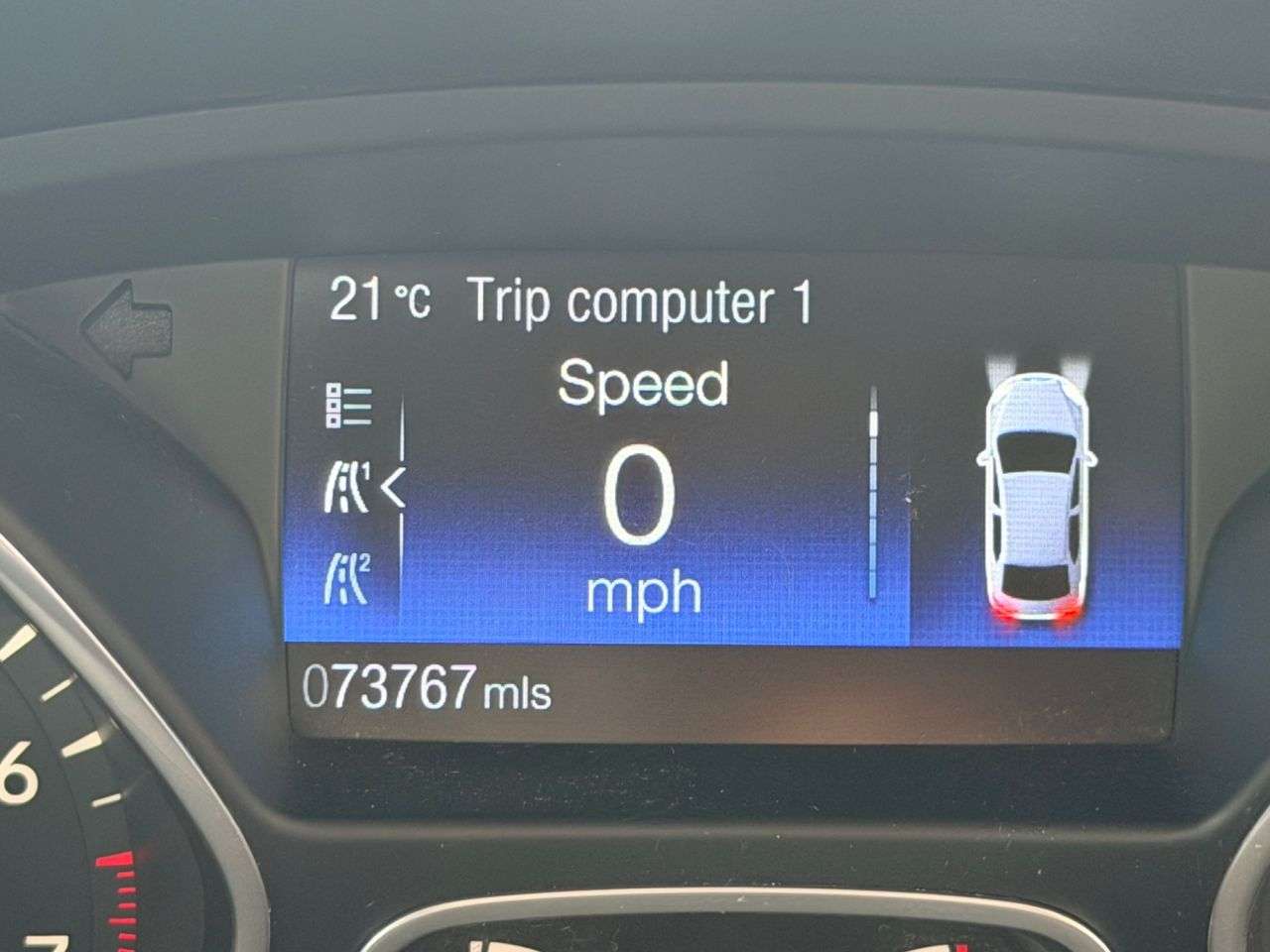 A 2017 FORD FOCUS 1.0T EcoBoost Titanium Hatchback 5dr Petrol Manual Euro 6 (s/s) (125 ps) A 2017 FORD FOCUS 1.0T EcoBoost Titanium Hatchback 5dr Petrol Manual Euro 6 (s/s) (125 ps)
