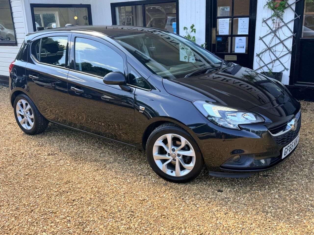 A 2015 VAUXHALL CORSA 1.4i ecoFLEX Energy Hatchback 5dr Petrol Manual Euro 6 (a/c) (90 ps) A 2015 VAUXHALL CORSA 1.4i ecoFLEX Energy Hatchback 5dr Petrol Manual Euro 6 (a/c) (90 ps)