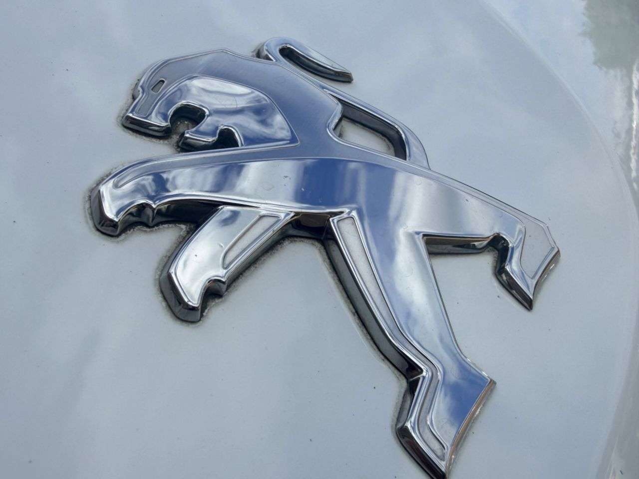 2016 PEUGEOT 2008 2016 PEUGEOT 2008