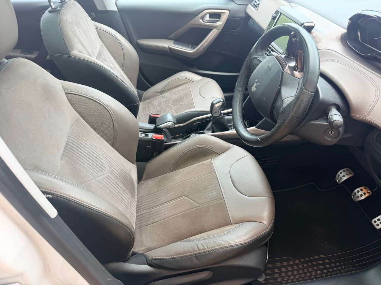 2016 PEUGEOT 2008 2016 PEUGEOT 2008