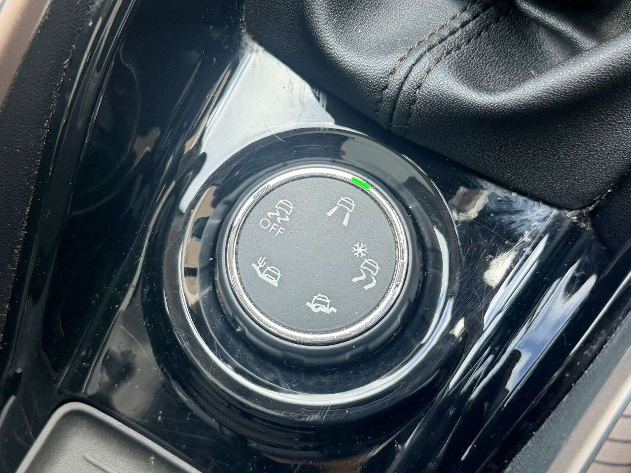 2016 PEUGEOT 2008 2016 PEUGEOT 2008