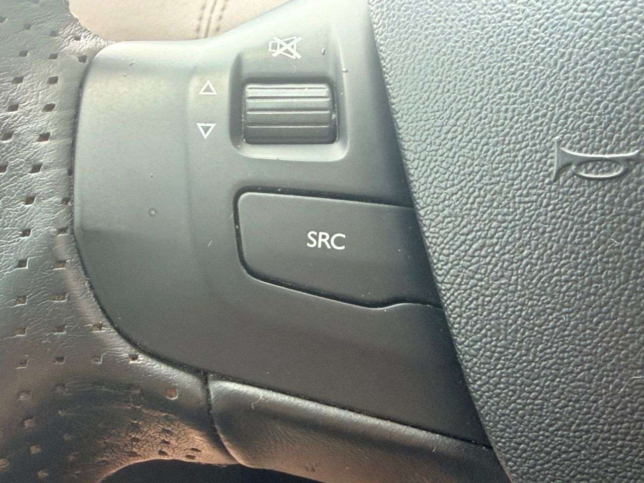 2016 PEUGEOT 2008 2016 PEUGEOT 2008