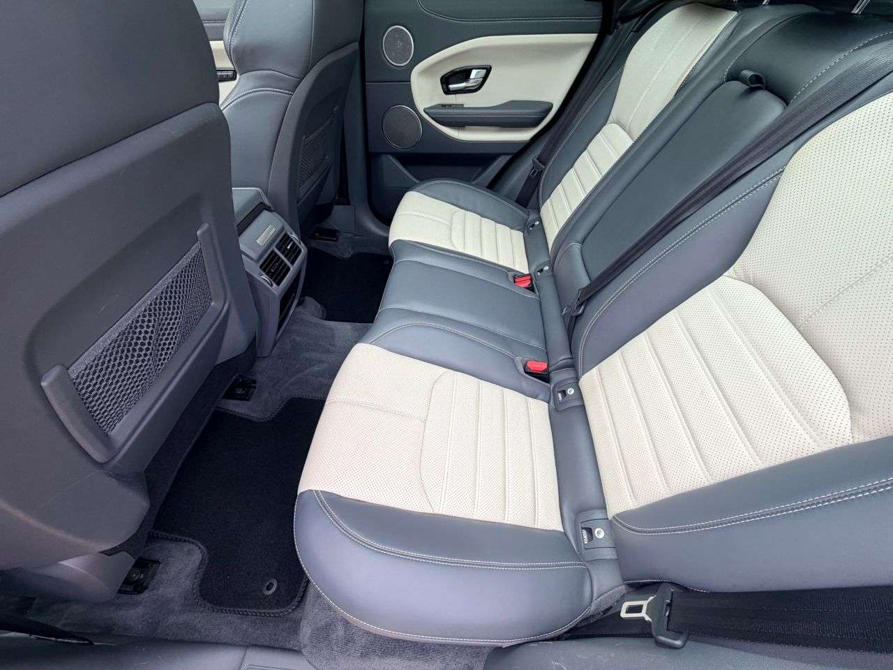 2015 LAND ROVER RANGE ROVER EVOQUE 2015 LAND ROVER RANGE ROVER EVOQUE