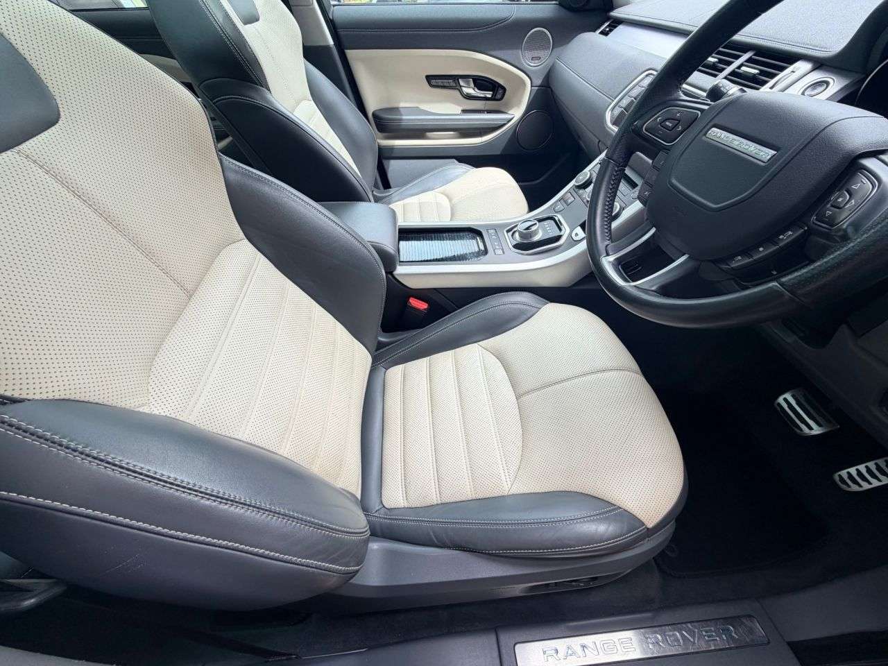 2015 LAND ROVER RANGE ROVER EVOQUE 2015 LAND ROVER RANGE ROVER EVOQUE