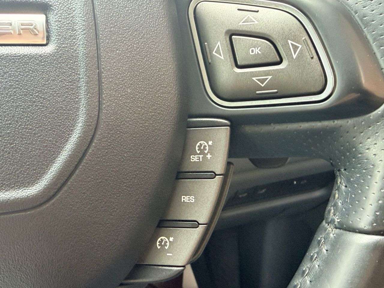 2015 LAND ROVER RANGE ROVER EVOQUE 2015 LAND ROVER RANGE ROVER EVOQUE