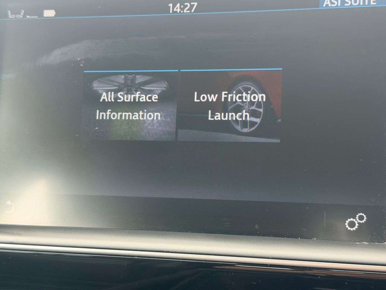 2017 JAGUAR F-PACE 2017 JAGUAR F-PACE