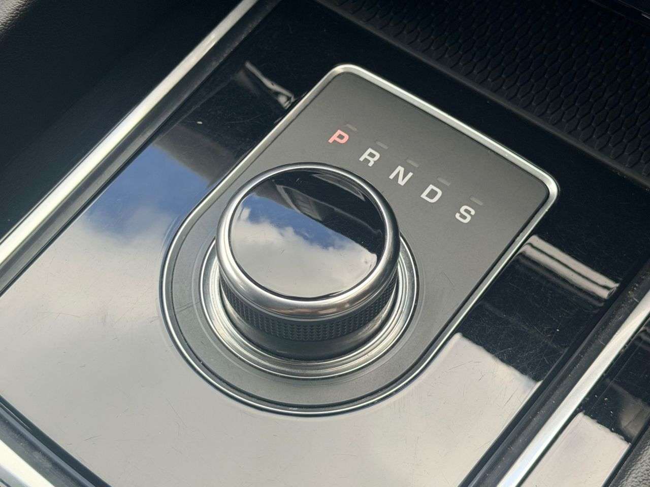 2017 JAGUAR F-PACE 2017 JAGUAR F-PACE