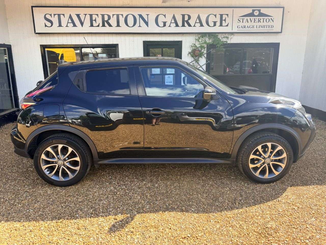 2017 NISSAN JUKE 2017 NISSAN JUKE