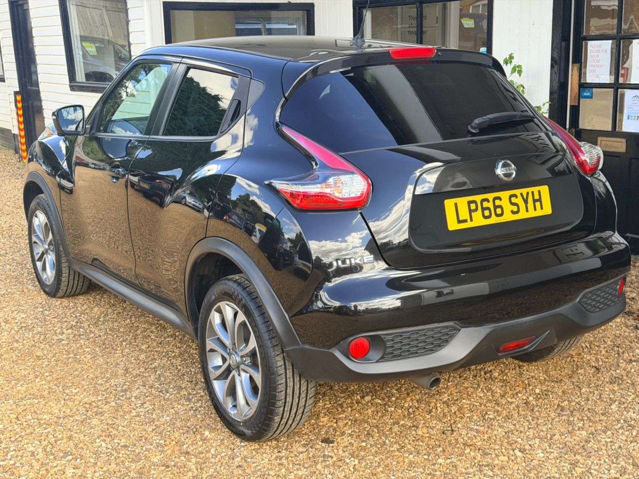 2017 NISSAN JUKE 2017 NISSAN JUKE