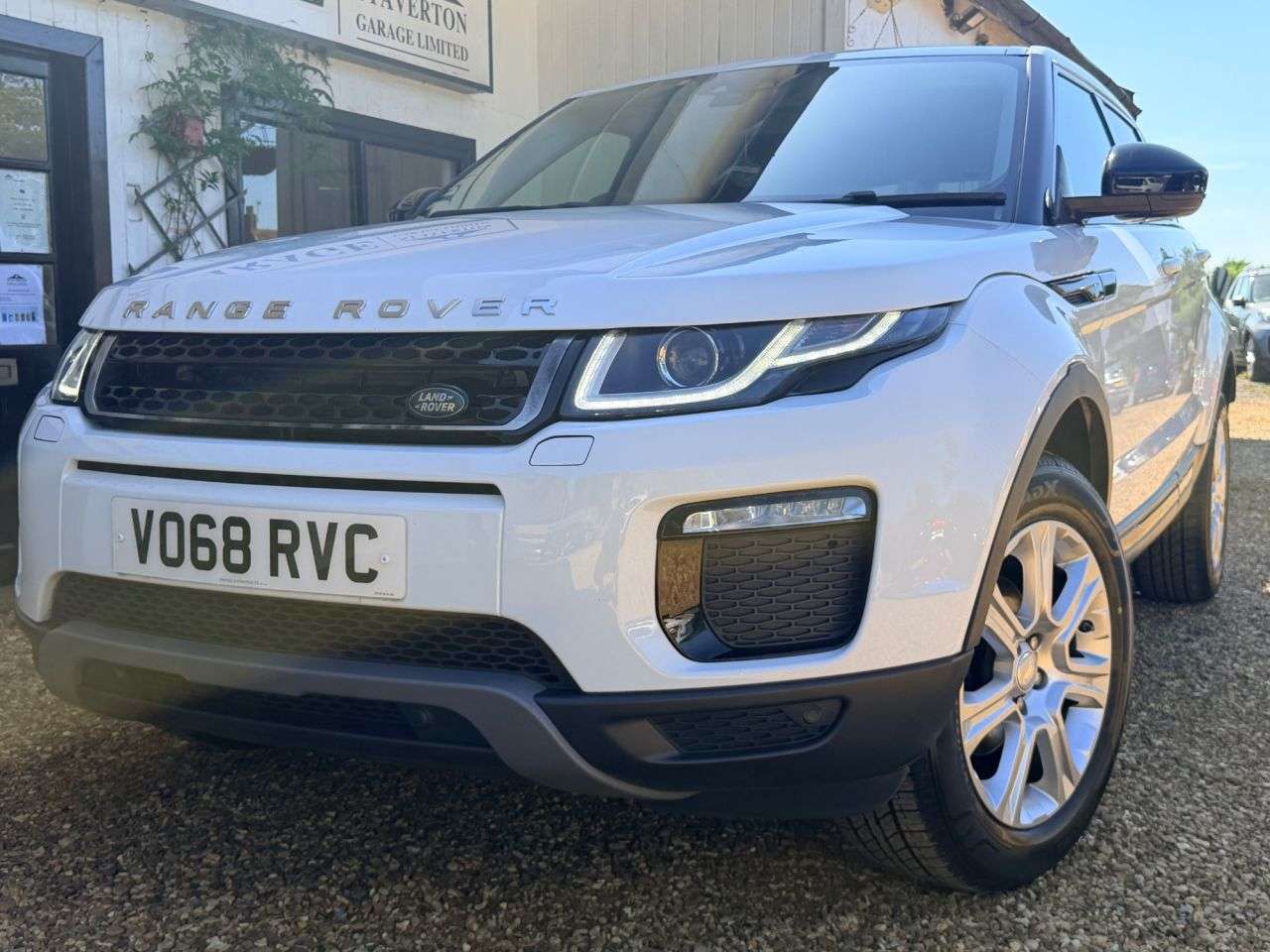2018 LAND ROVER RANGE ROVER EVOQUE 2018 LAND ROVER RANGE ROVER EVOQUE