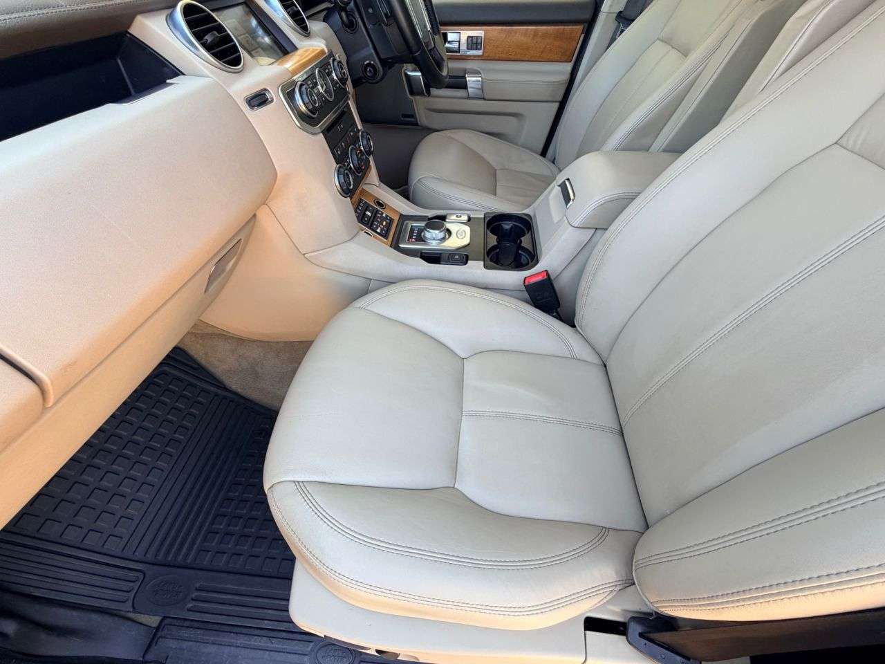 2013 LAND ROVER DISCOVERY 4 2013 LAND ROVER DISCOVERY 4