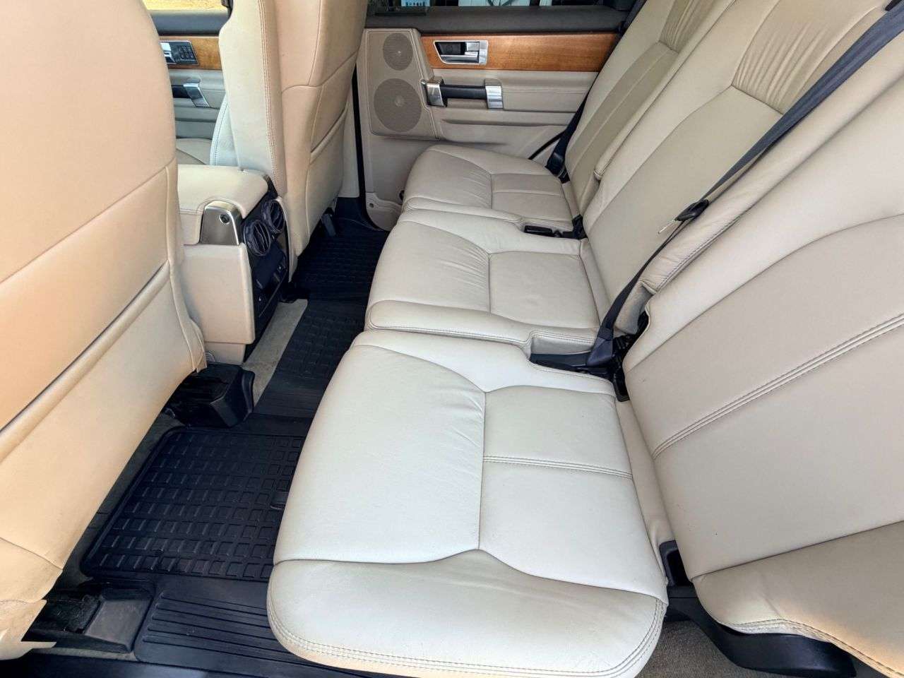 2013 LAND ROVER DISCOVERY 4 2013 LAND ROVER DISCOVERY 4