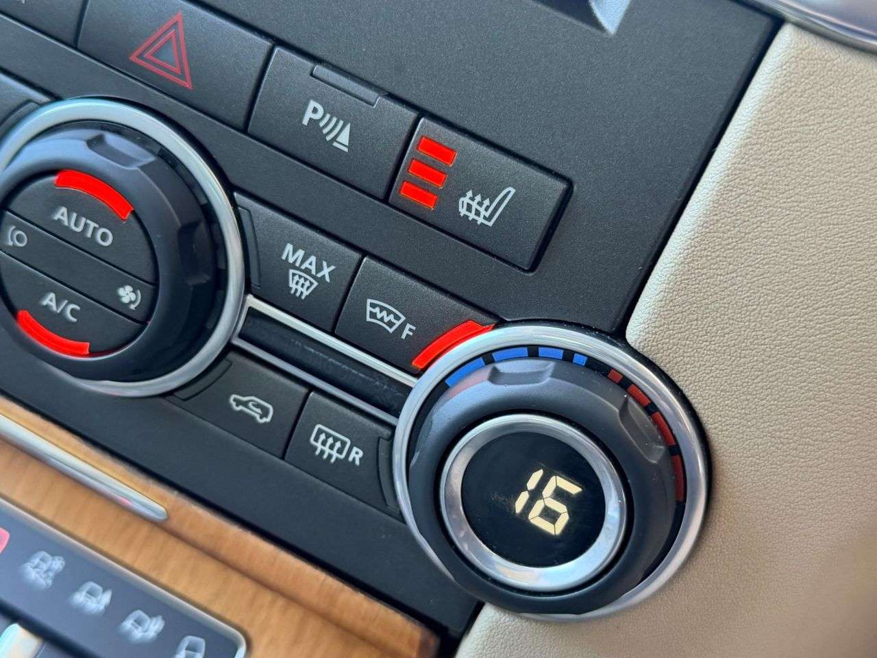 2013 LAND ROVER DISCOVERY 4 2013 LAND ROVER DISCOVERY 4