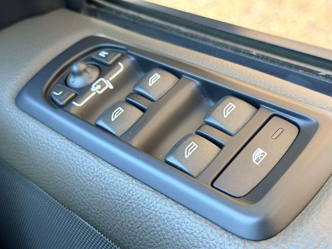 2013 LAND ROVER DISCOVERY 4 2013 LAND ROVER DISCOVERY 4