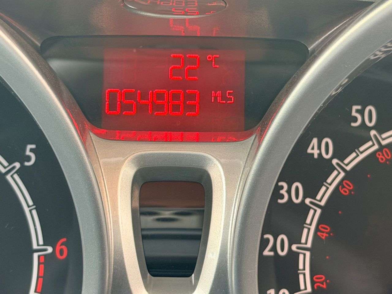 A 2012 FORD FIESTA 1.25 Zetec Hatchback 3dr Petrol Manual (129 g/km, 81 bhp) A 2012 FORD FIESTA 1.25 Zetec Hatchback 3dr Petrol Manual (129 g/km, 81 bhp)