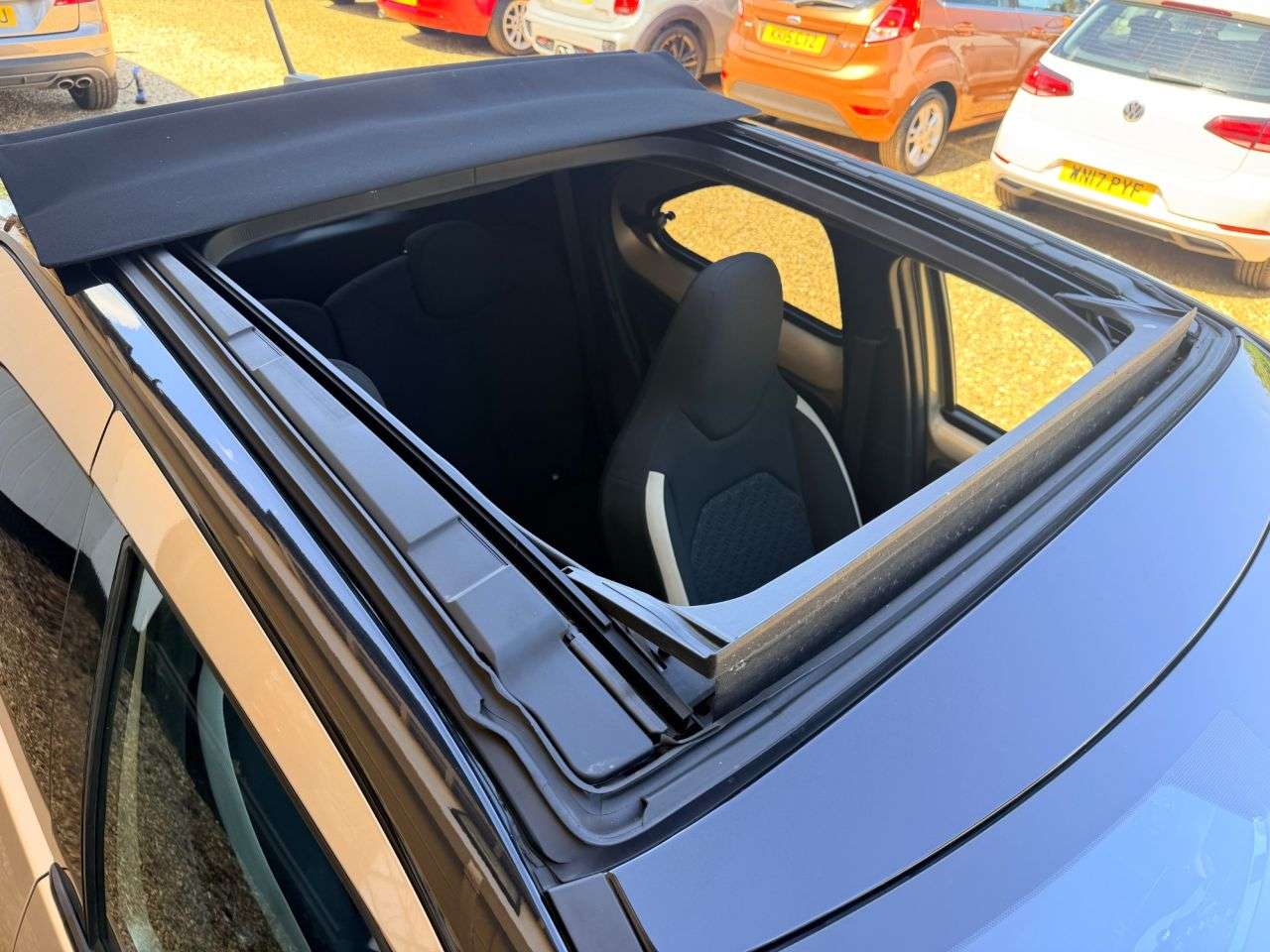 2022 TOYOTA AYGO X 2022 TOYOTA AYGO X