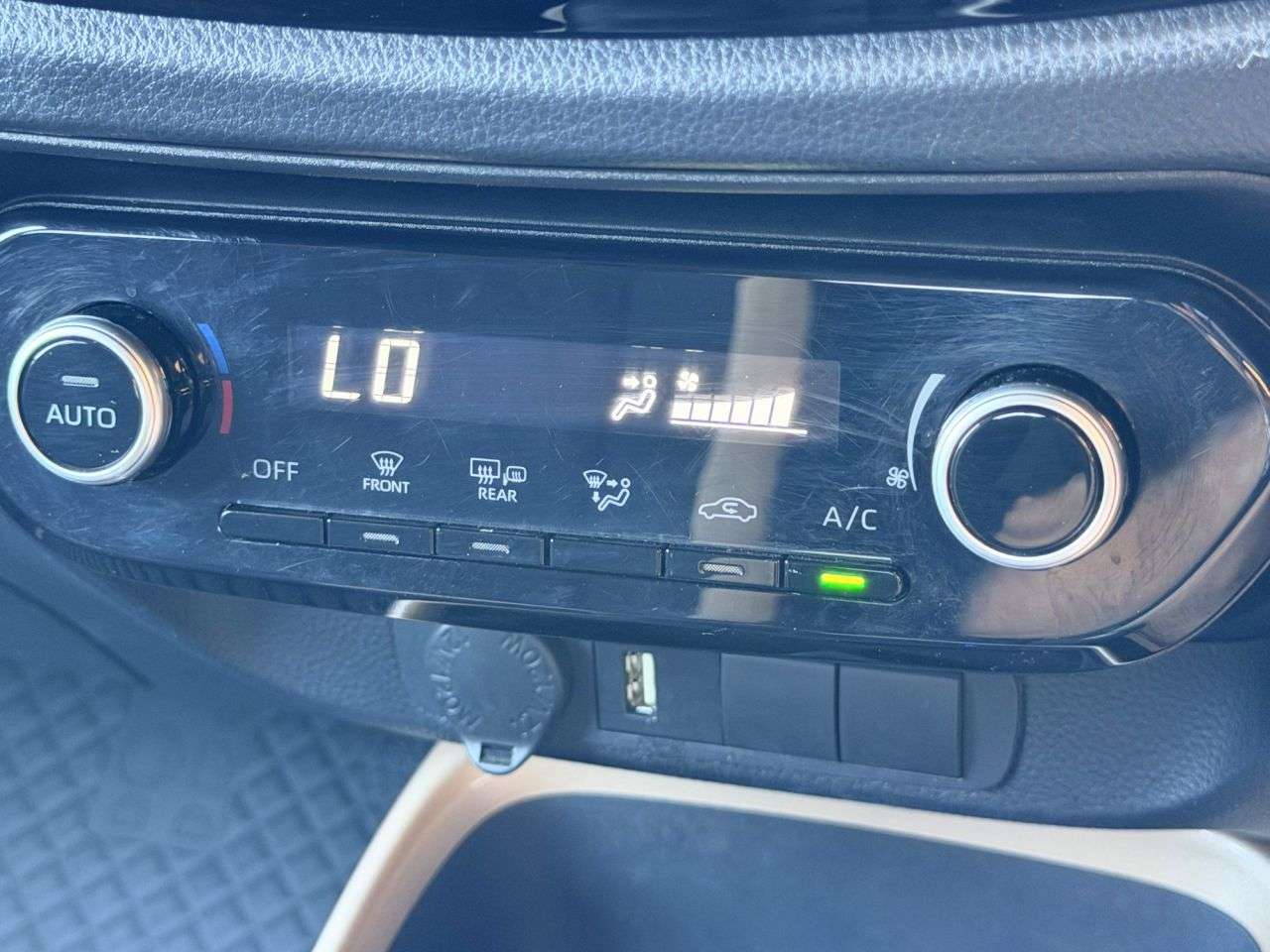 2022 TOYOTA AYGO X 2022 TOYOTA AYGO X