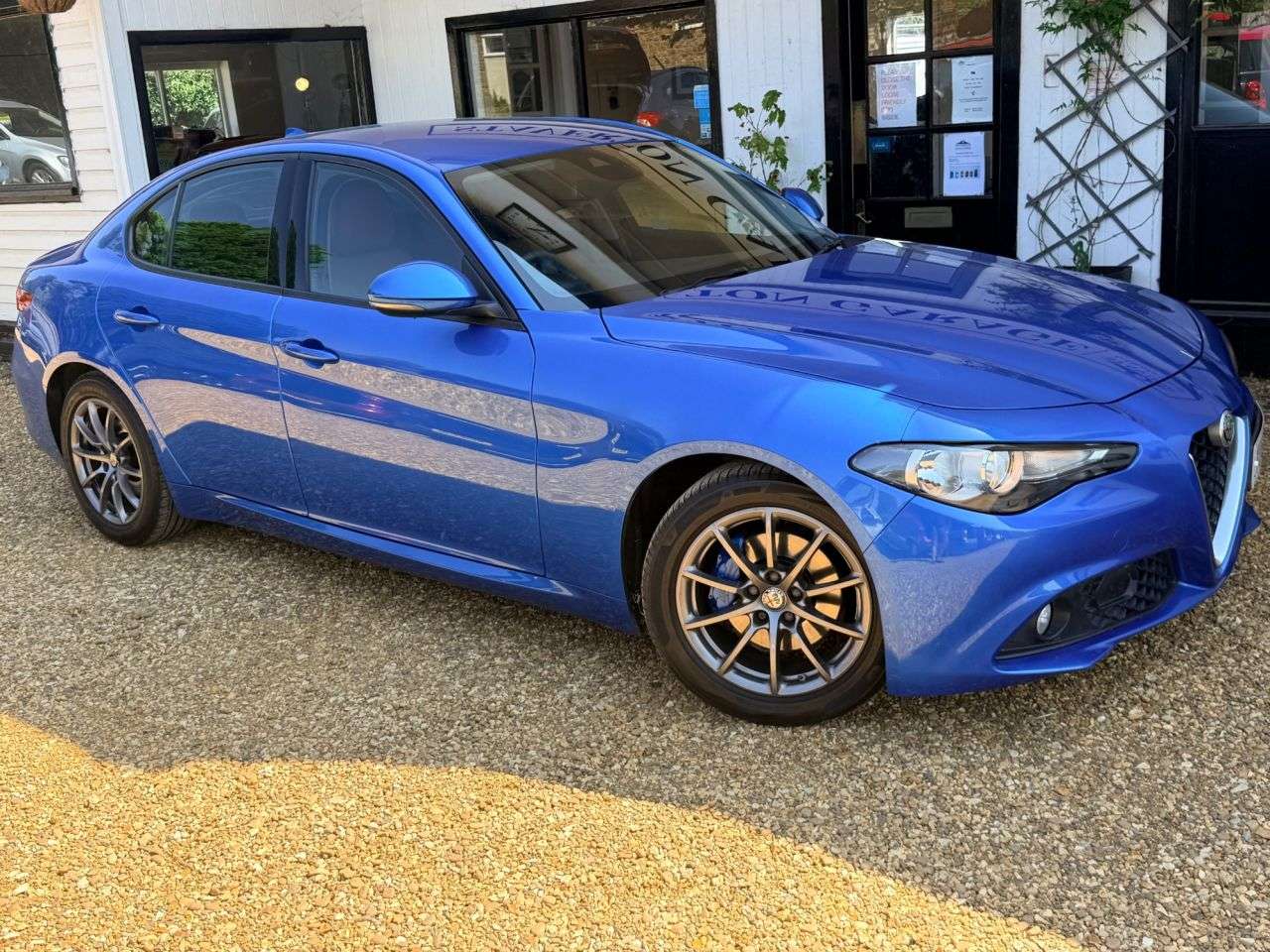 A 2019 ALFA ROMEO GIULIA 2.2 TD Super Saloon 4dr Diesel Auto Euro 6 (s/s) (160 ps) A 2019 ALFA ROMEO GIULIA 2.2 TD Super Saloon 4dr Diesel Auto Euro 6 (s/s) (160 ps)
