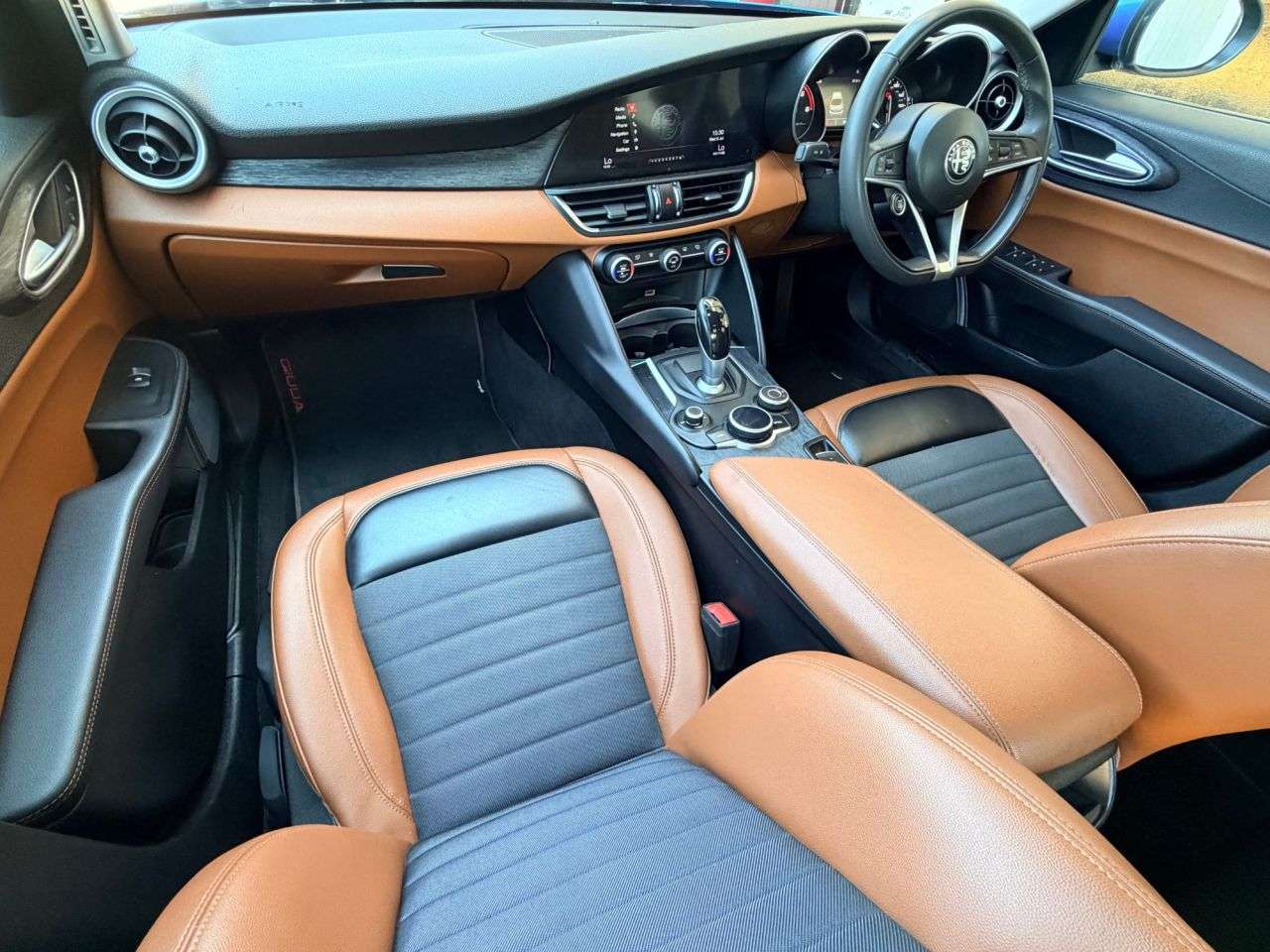 A 2019 ALFA ROMEO GIULIA 2.2 TD Super Saloon 4dr Diesel Auto Euro 6 (s/s) (160 ps) A 2019 ALFA ROMEO GIULIA 2.2 TD Super Saloon 4dr Diesel Auto Euro 6 (s/s) (160 ps)