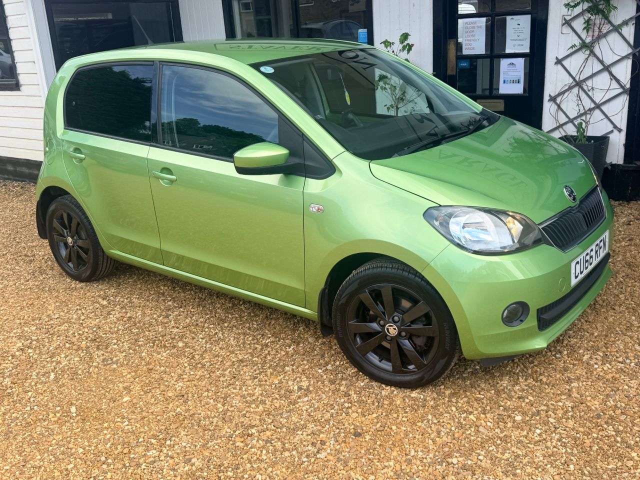 A 2016 SKODA CITIGO 1.0 MPI Black Edition Hatchback 5dr Petrol Manual Euro 6 (60 ps) A 2016 SKODA CITIGO 1.0 MPI Black Edition Hatchback 5dr Petrol Manual Euro 6 (60 ps)