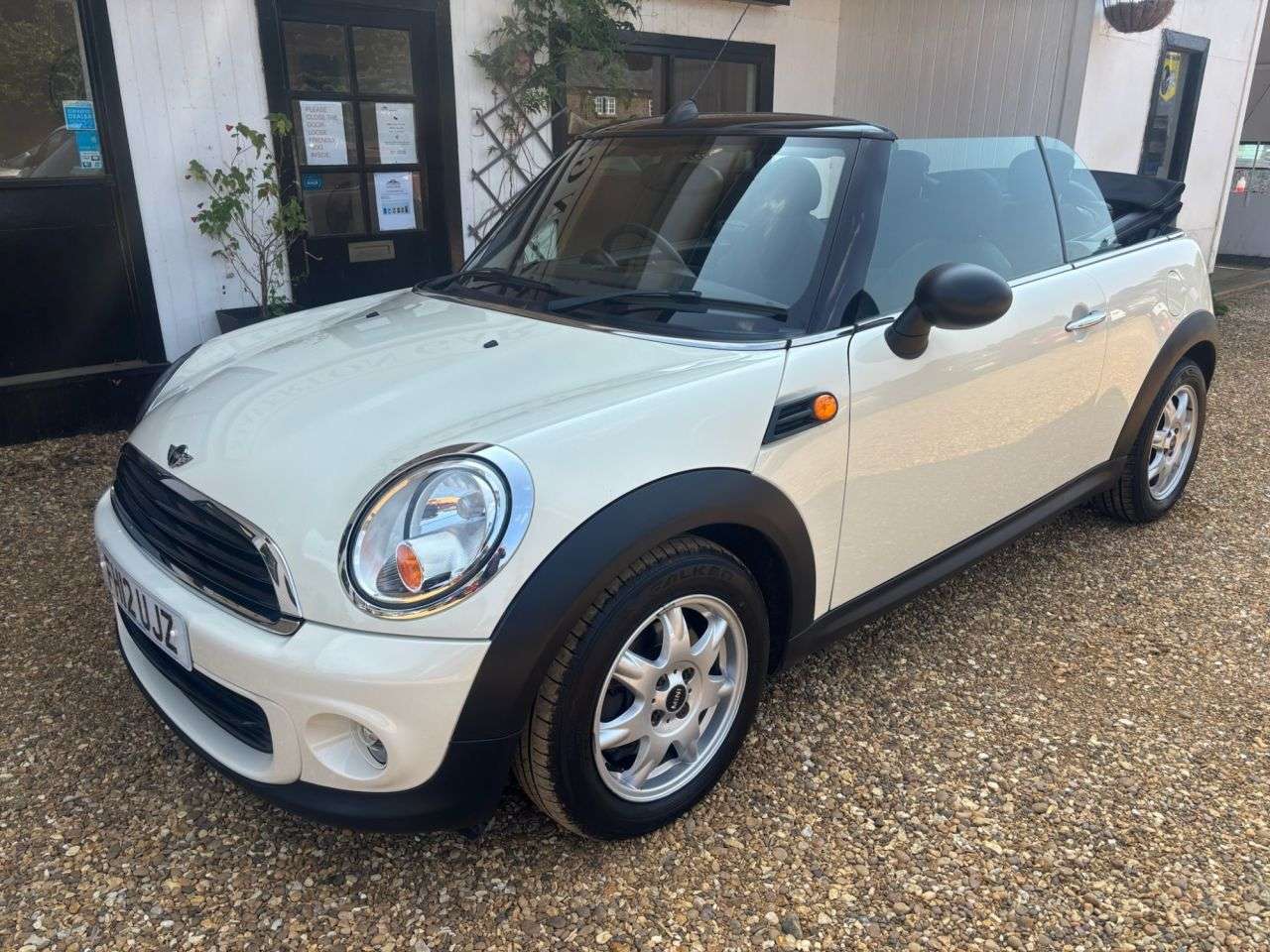 2012 MINI CONVERTIBLE 2012 MINI CONVERTIBLE