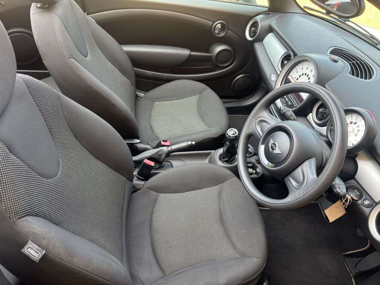 2012 MINI CONVERTIBLE 2012 MINI CONVERTIBLE